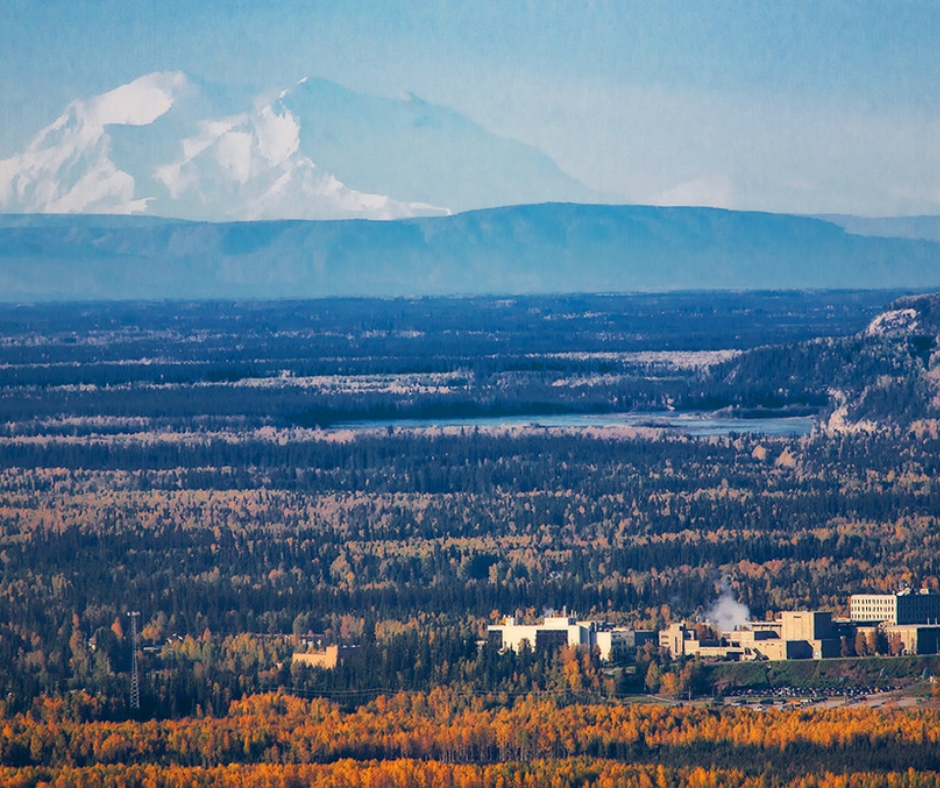 A view of Denali in the fall from the ӰɴýF campus